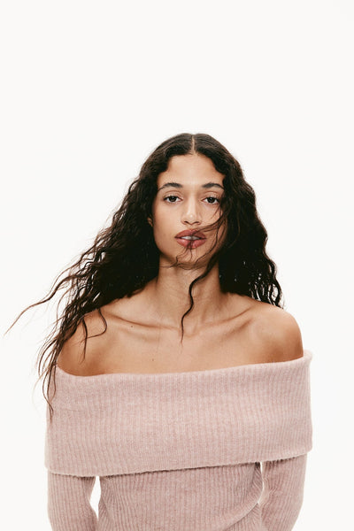 Off-the-shouldertrøje